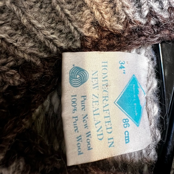 Women’s Cozy Cardigan and Aspen Boots Outfit - Picture 3 of 16